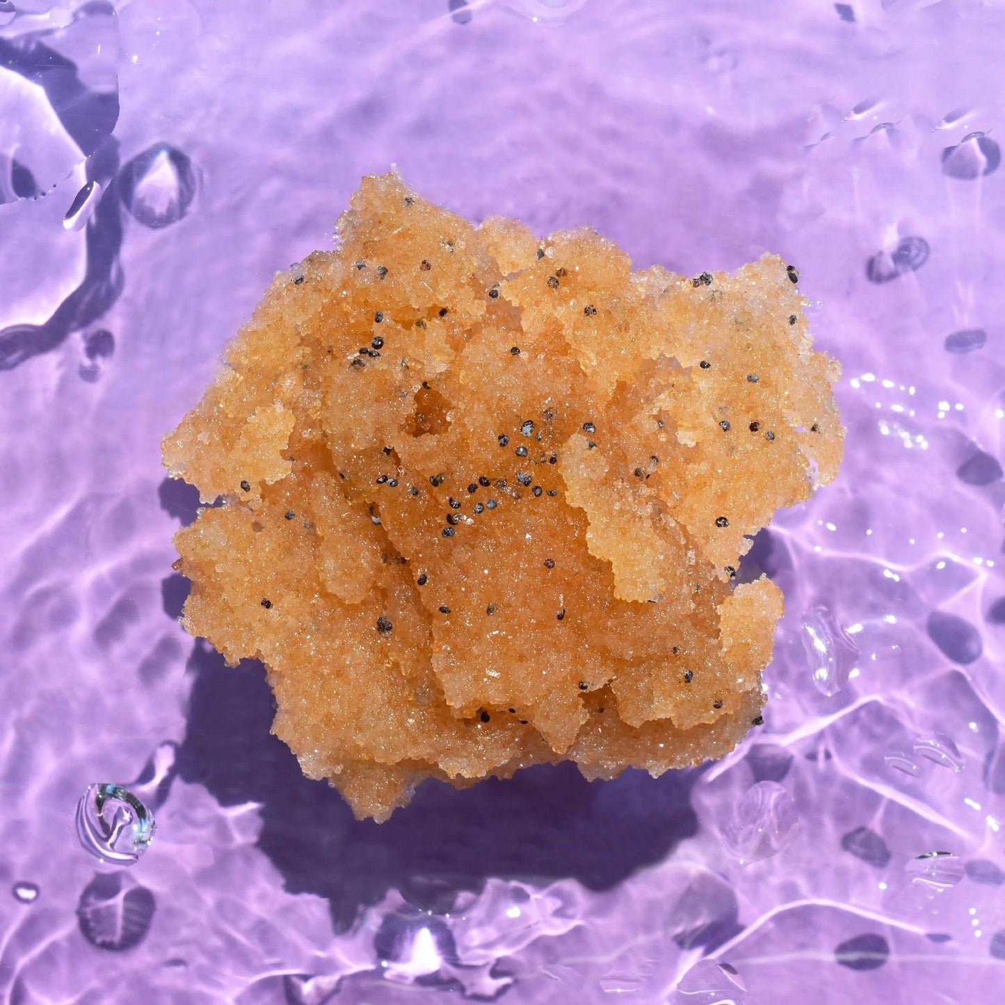 "Prekė su kosmetiniais defektais" Kūno Šveitiklis "Kivis ir Laimas" 400g.