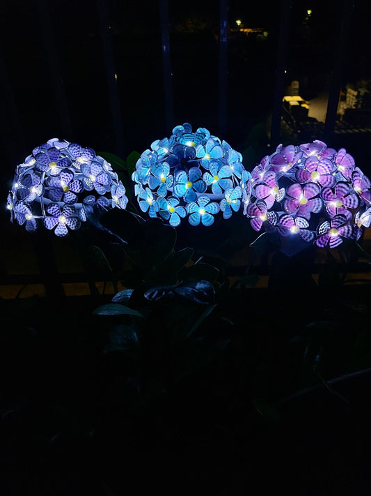 Hortenzijos Saulės Šviestuvas - Elegantiški Gėlių LED Motyvai